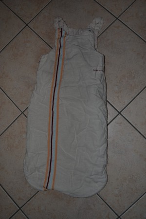 Grande Gigoteuse "OBAIBI" TBE 5€